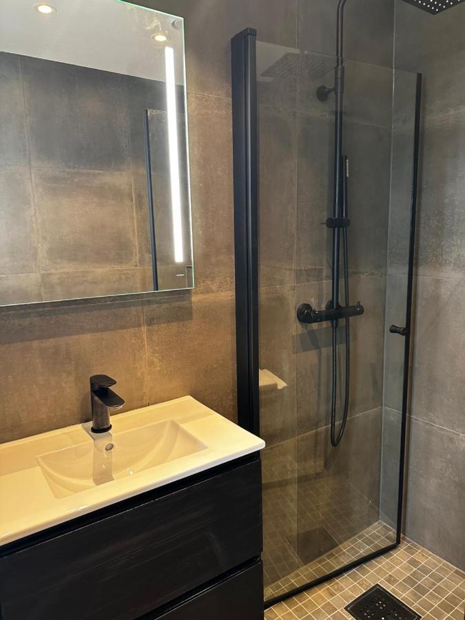 Skagesund Guest House With Free Parking 트롬쇠 외부 사진