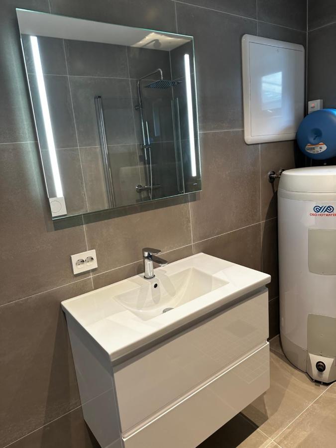 Skagesund Guest House With Free Parking 트롬쇠 외부 사진